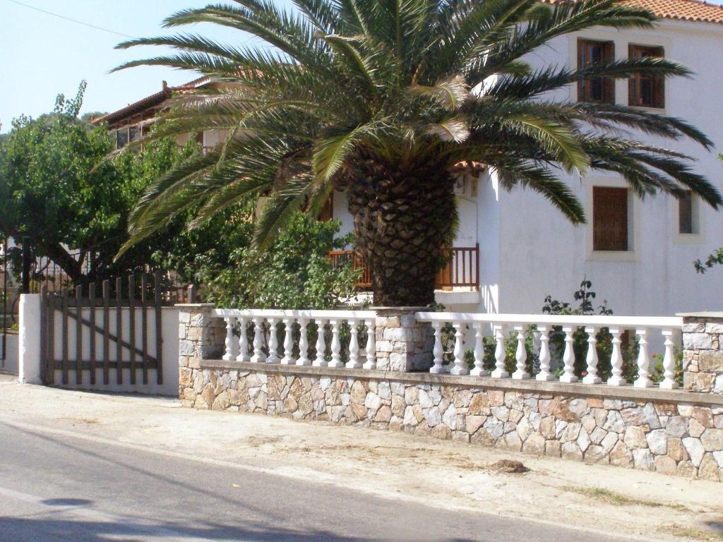 To Ktima Tis Matinas Stafylos Exterior foto